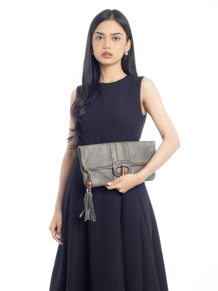 Pebbled Calfskin Lucy Folded Clutch Grey