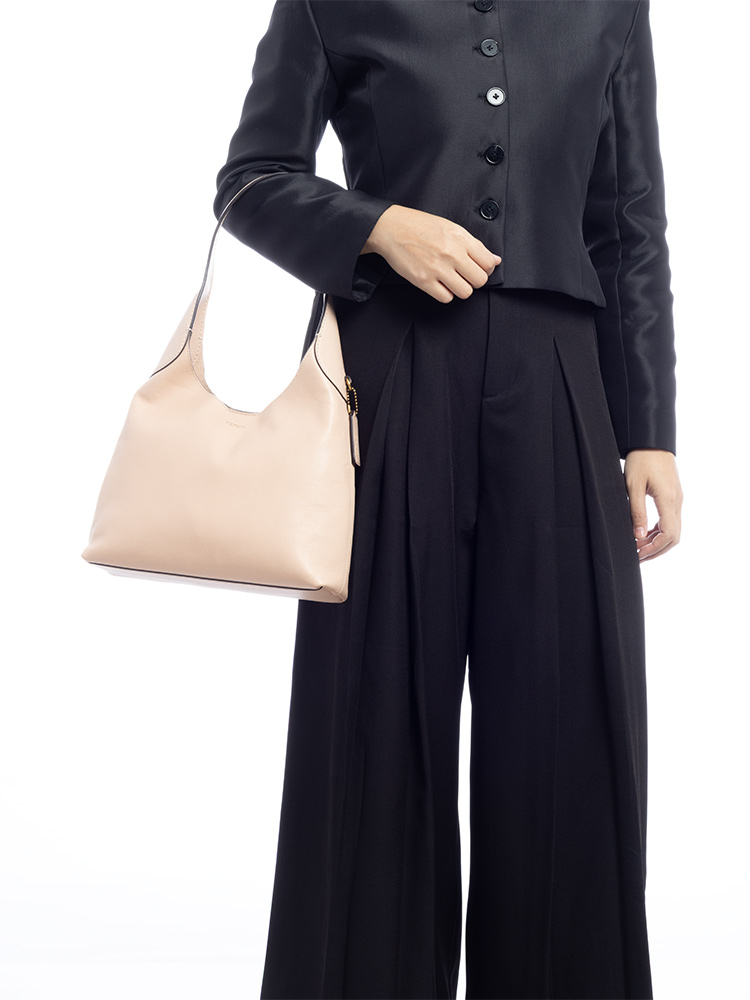 CU068 Brooklyn 28 Shoulder Bag Cream