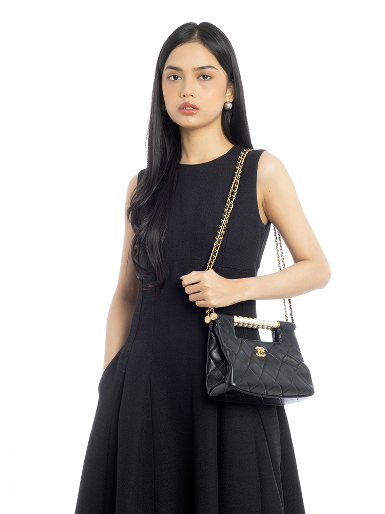 Shiny Lambskin Small Shopping with Pearls Bar Handle Black