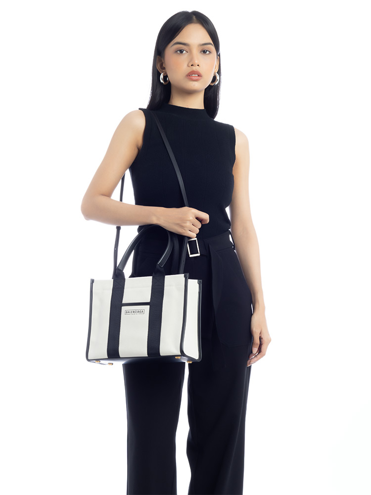 Canvas Logo Hardware Small Tote Natural Black