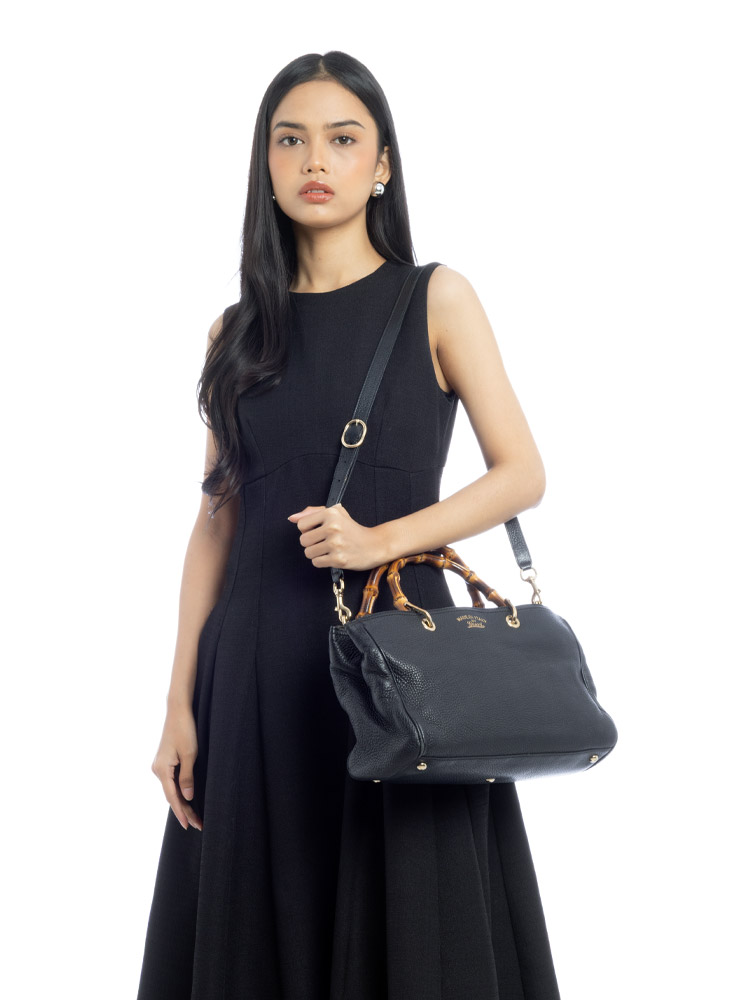 Pebbled Calfskin Bamboo Medium Shopper Black