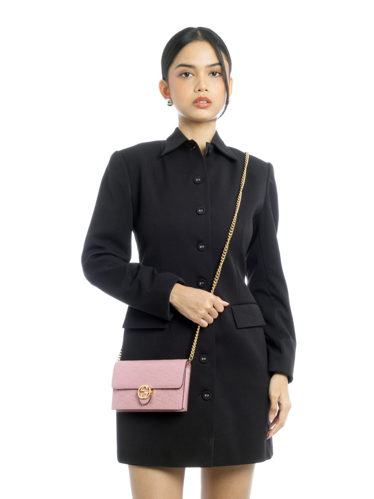 Guccissima Icon Chain Wallet Carmine Rose