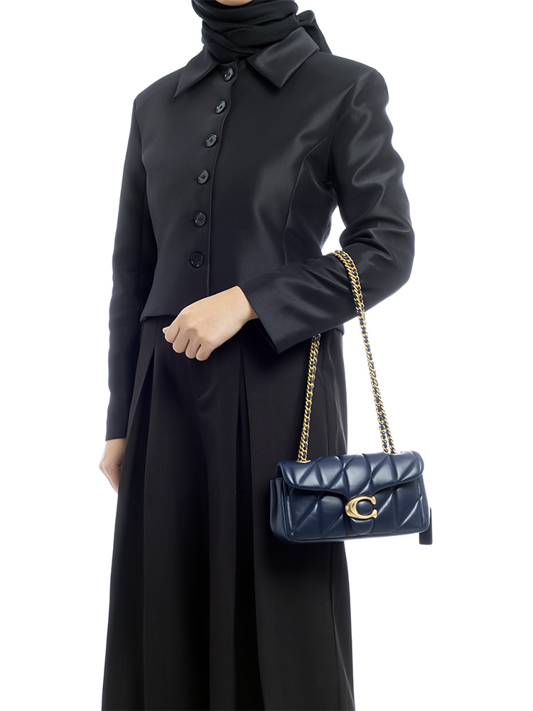 CP149 Quilted Leather Tabby 20 Shoulder Bag Dark Navy