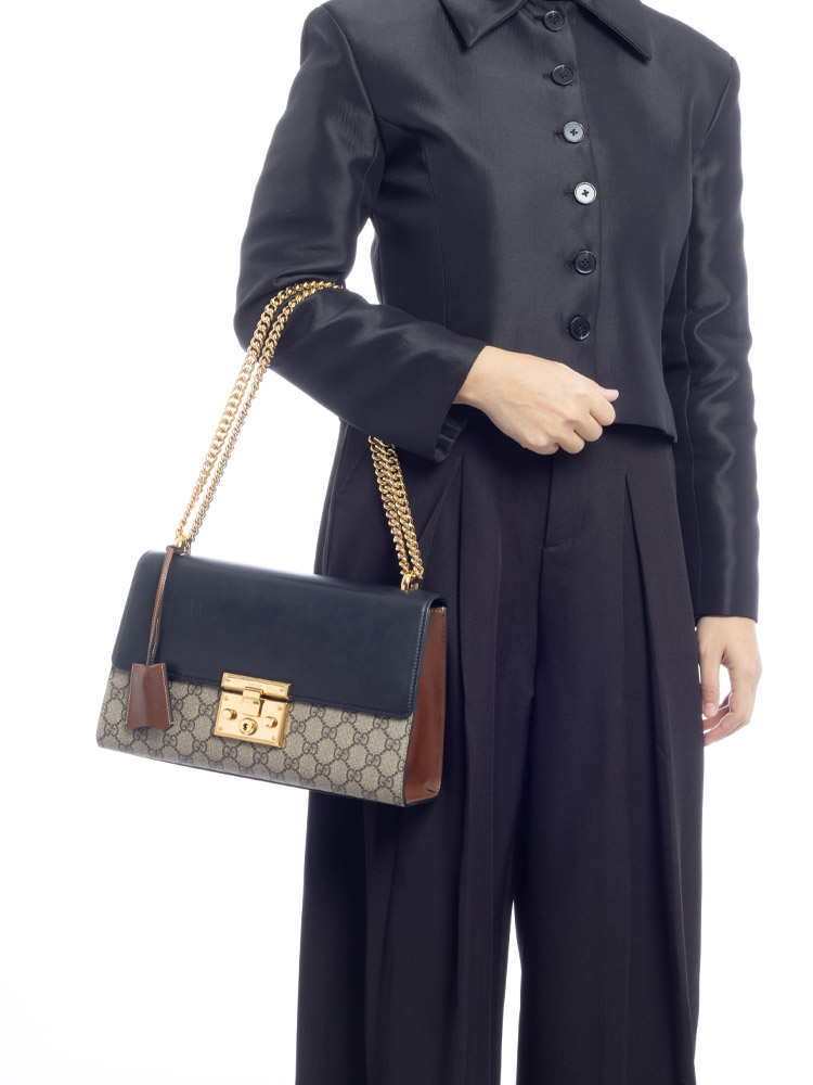 GG Supreme Padlock Medium Shoulder Bag Beige Black Cuir