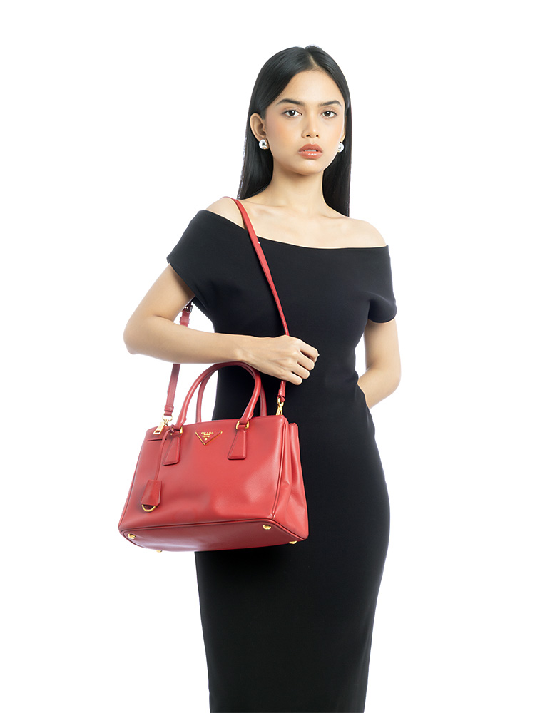 BN1801 Saffiano Lux Small Double Zip Tote Rosso