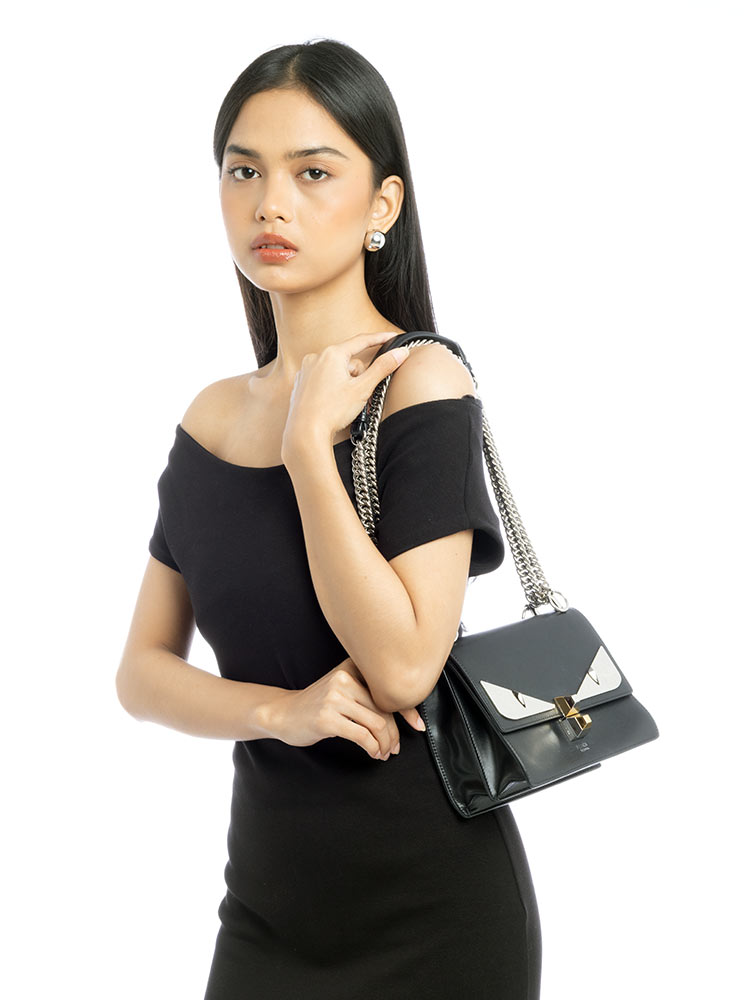  Vitello Liberty Lucido Monster Eyes Studded Kan I Small Shoulder Bag Black
