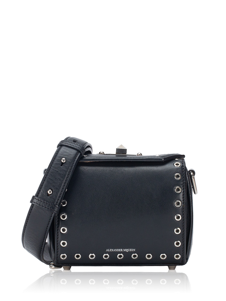 Grain Calfskin Perforated 16 Box Shoulder Bag Black
