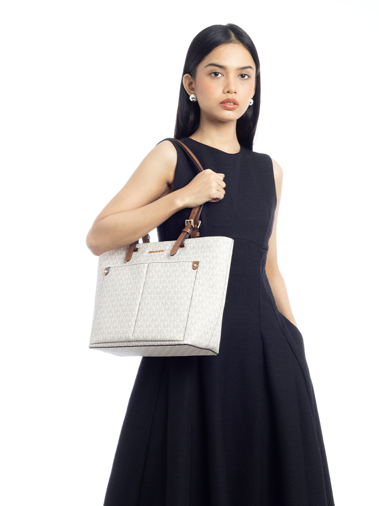 Jet Set Signature Medium Double Pocket Tote Vanilla