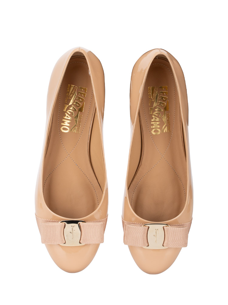 Patent Varina Bow Flats Amaretti Calf Sz 6