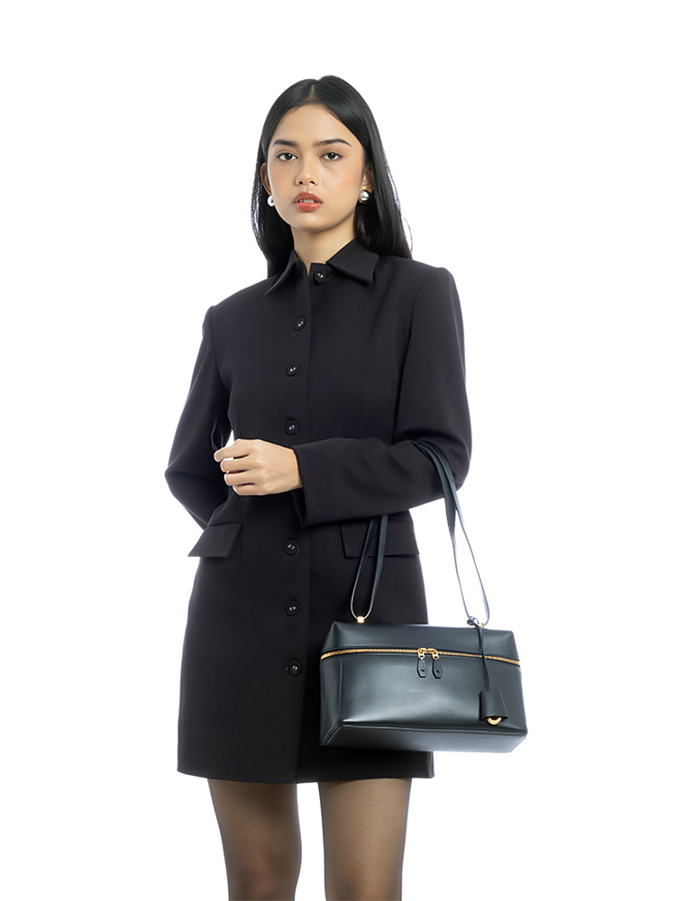 Saddle Calfskin Extra Bag L27 Black