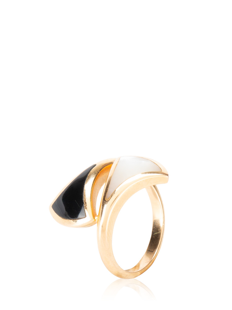 18K Gold Onyx Mother of Pearl Divas' Dream Ring 51