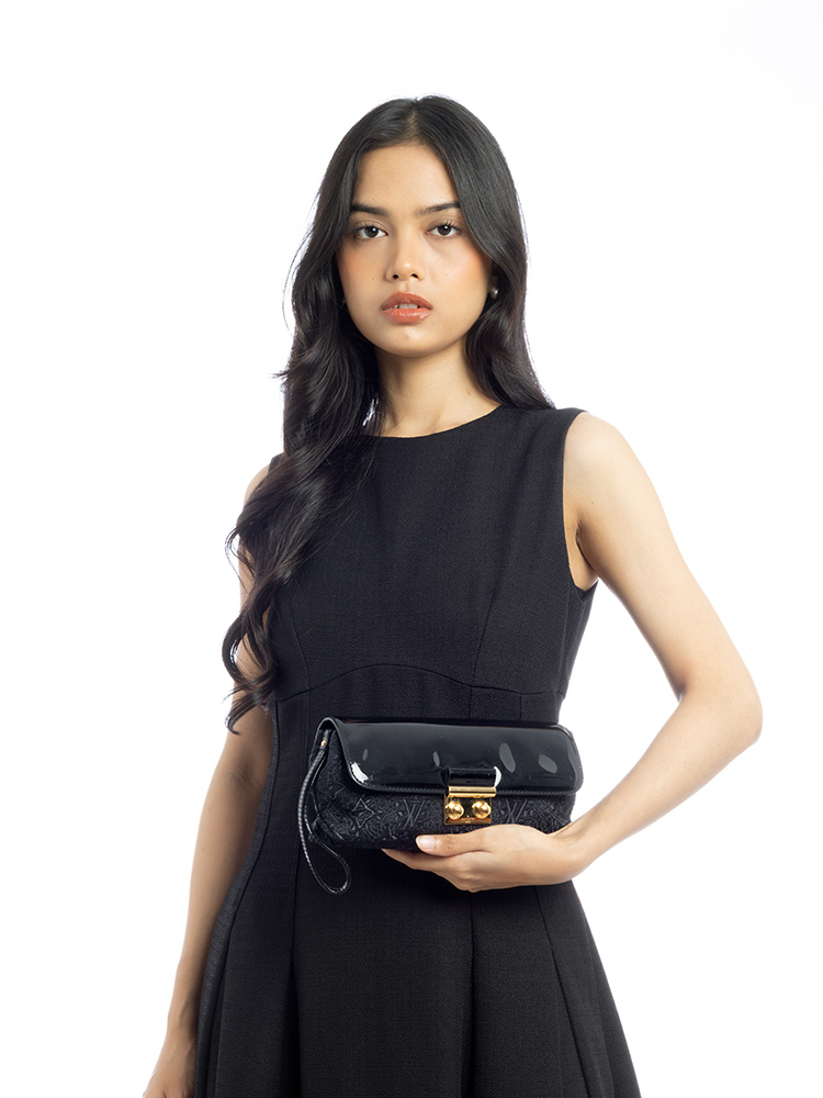 Embroidered Satin Dentelle Pochette Noir