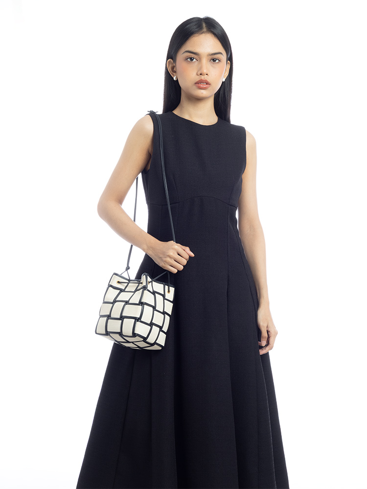 Canvas Maxi Intrecciato Cassette Small Bucket Bag Natural Black