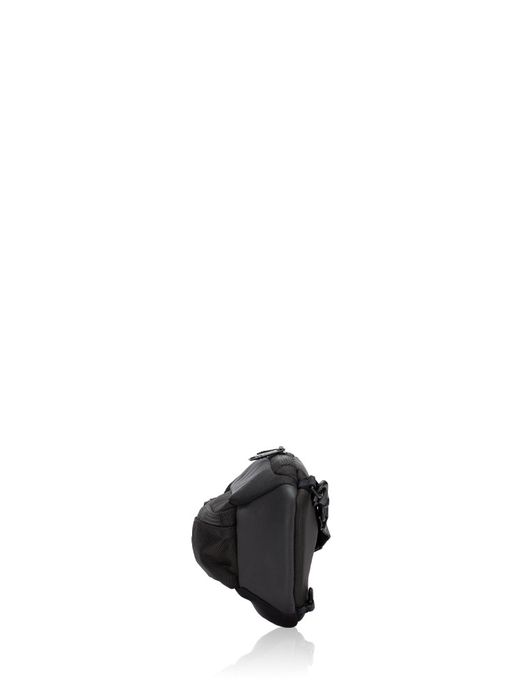 Men Alpha Bravo Esports Pro Sling Bag Black 