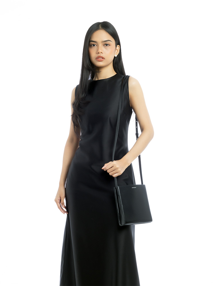 Calfskin 4G Logo Uniform Square Crossbody Black