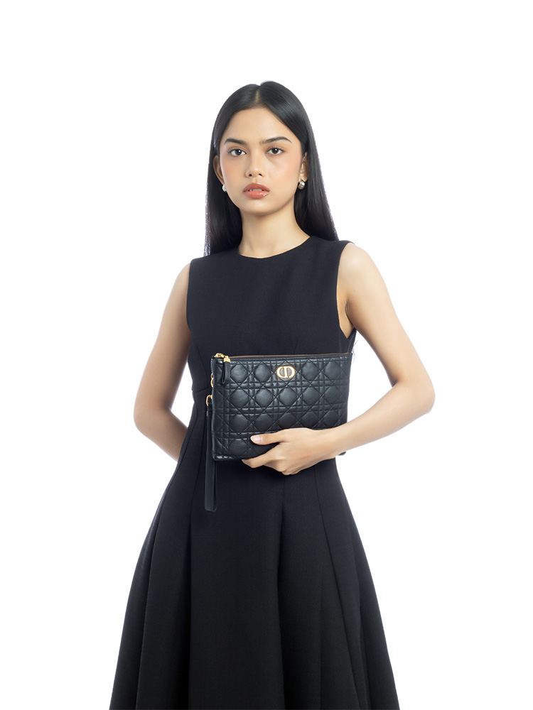Supple Calfskin Cannage Caro Medium Daily Pouch Black