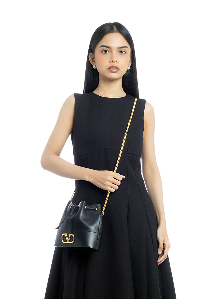Nappa VLogo Mini Chain Bucket Bag Black