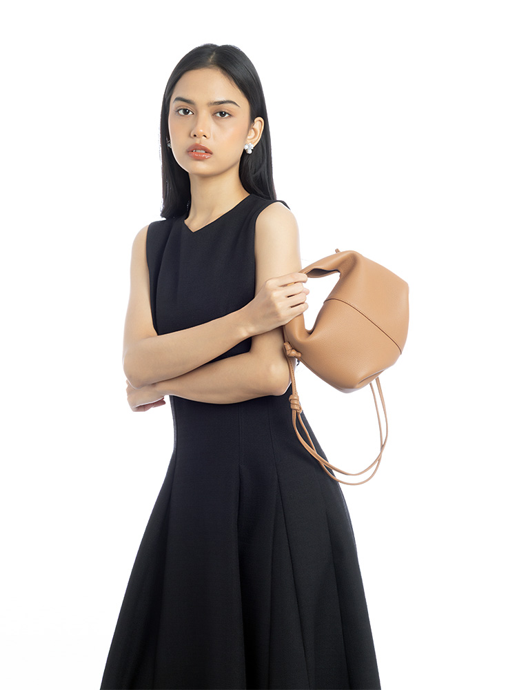 Textured Calfskin Béri Camel