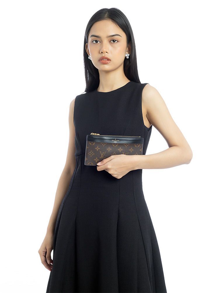 Monogram Slim Purse Black