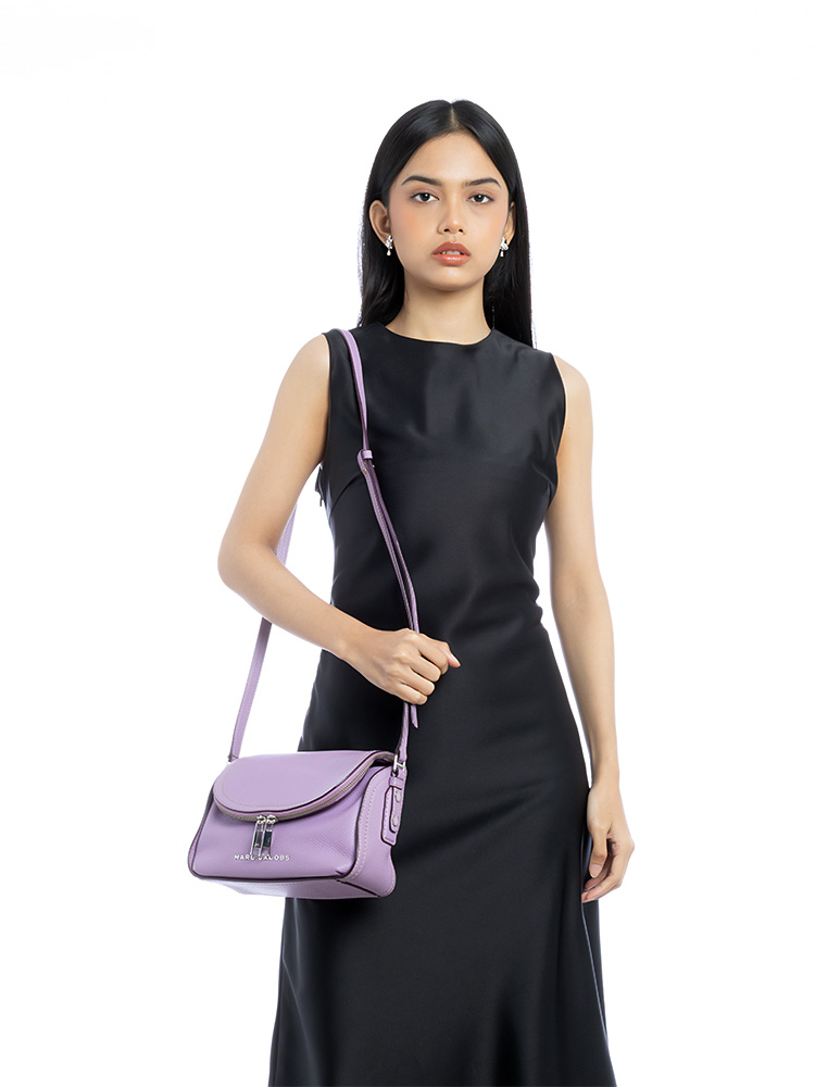 M0016932 Groove Mini Messenger Regal Orchid