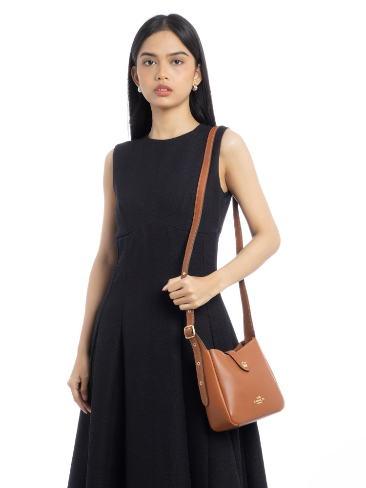 CBM63 Hadley Mini Crossbody Tan
