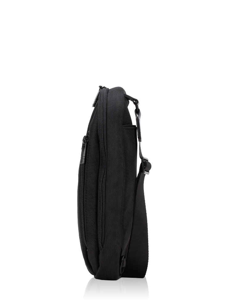 Alpha Sling Bag Black