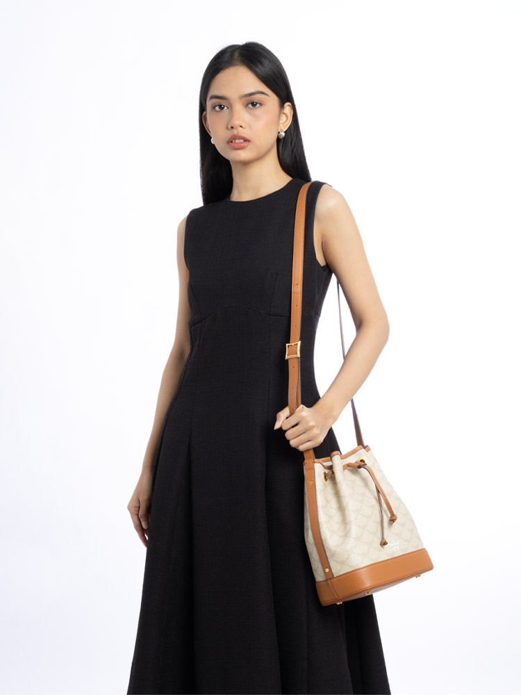 Lauretos Calfskin Himmel Medium Bucket Bag Oatmeal