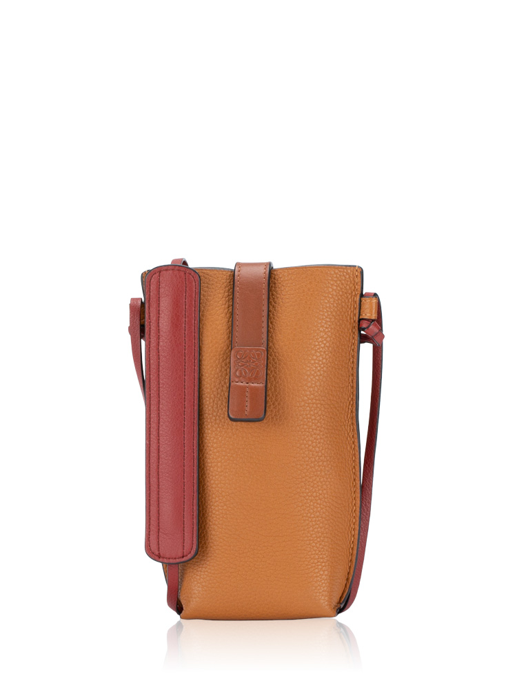 Calfskin Anagram Gate Phone Holder Light Caramel Pecan
