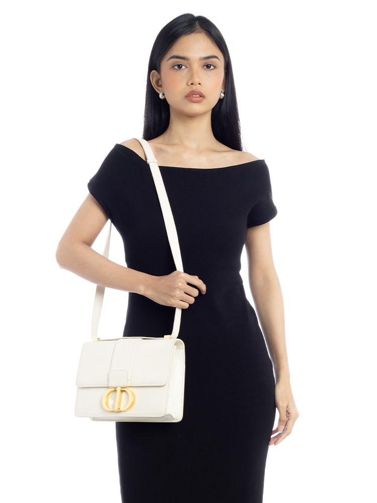 Smooth Calfskin 30 Montaigne Flap Bag White