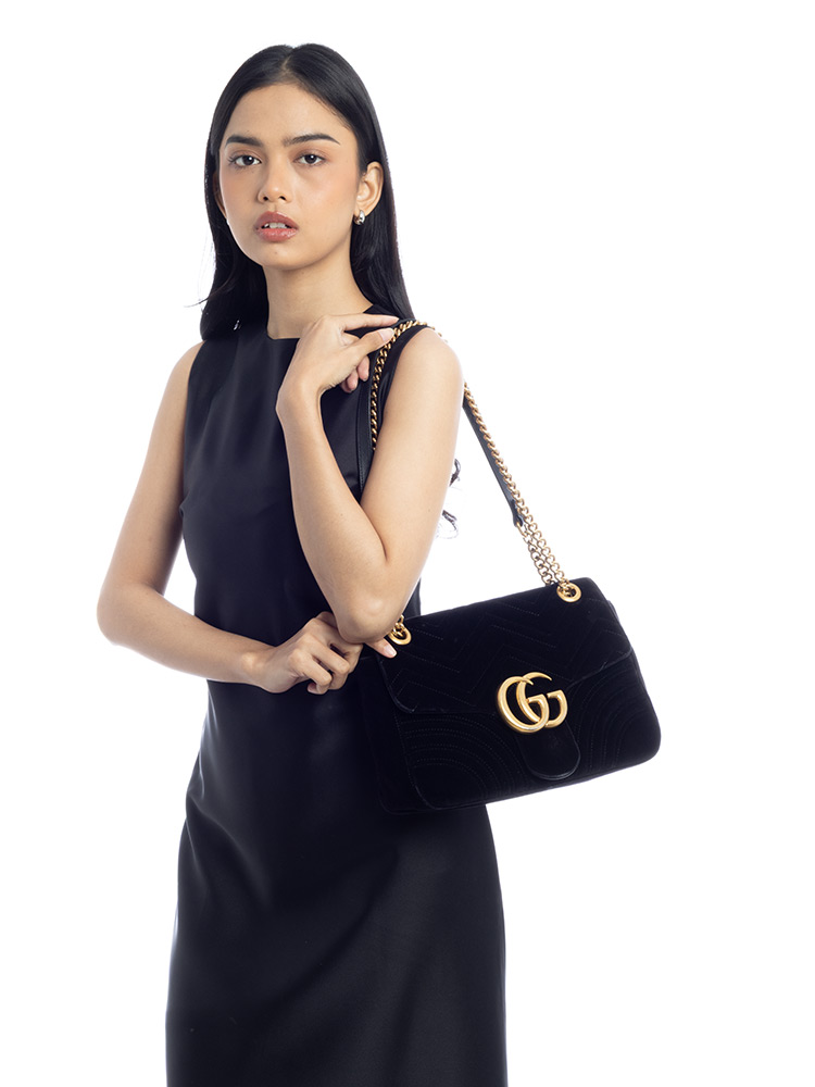 Velvet Matelasse GG Marmont Medium Flap Shoulder Bag Black