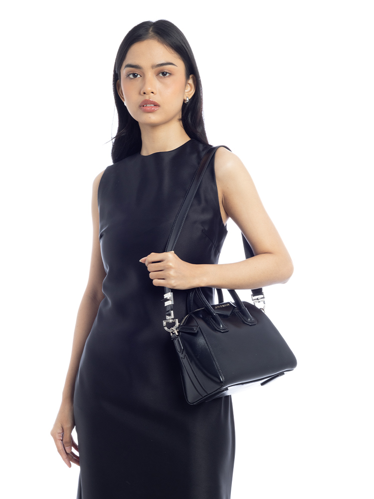 Shiny Lord Calfskin Mini Antigona Black