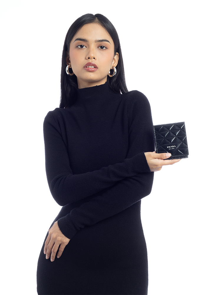 Spazzolato Triangle Logo Bifold Wallet Nero