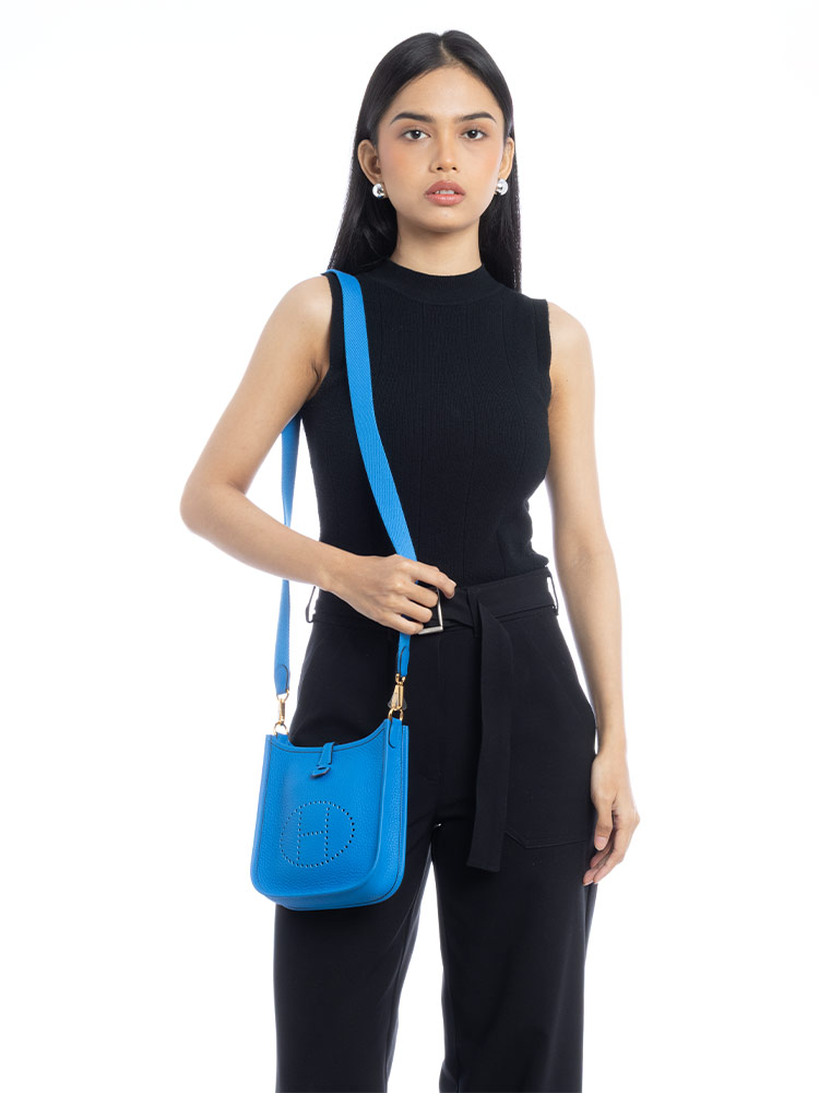Taurillon Clemence Amazone Evelyne 16 Bleu Hydra