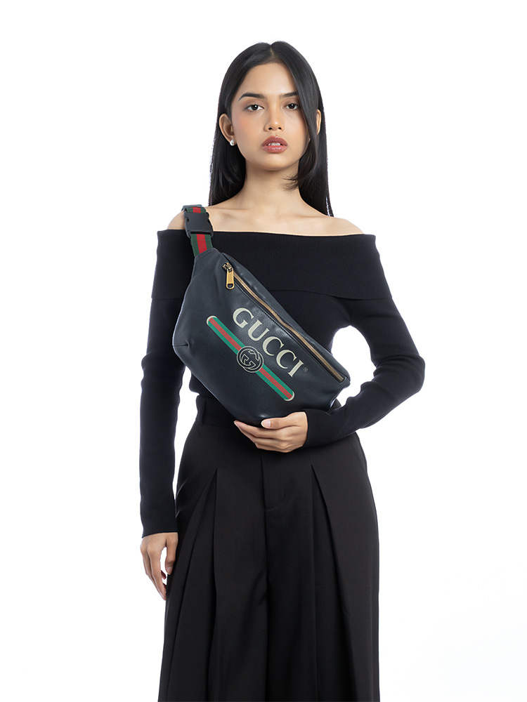 Grained Calfskin Logo Belt Bag Black