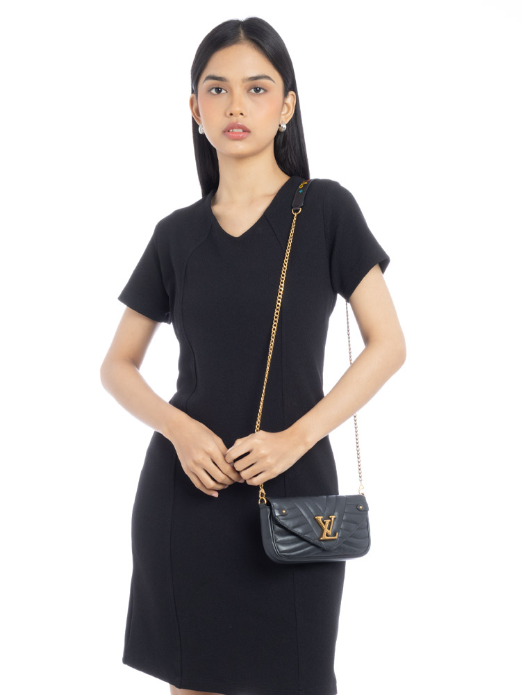Calfskin New Wave Chain Pochette Black