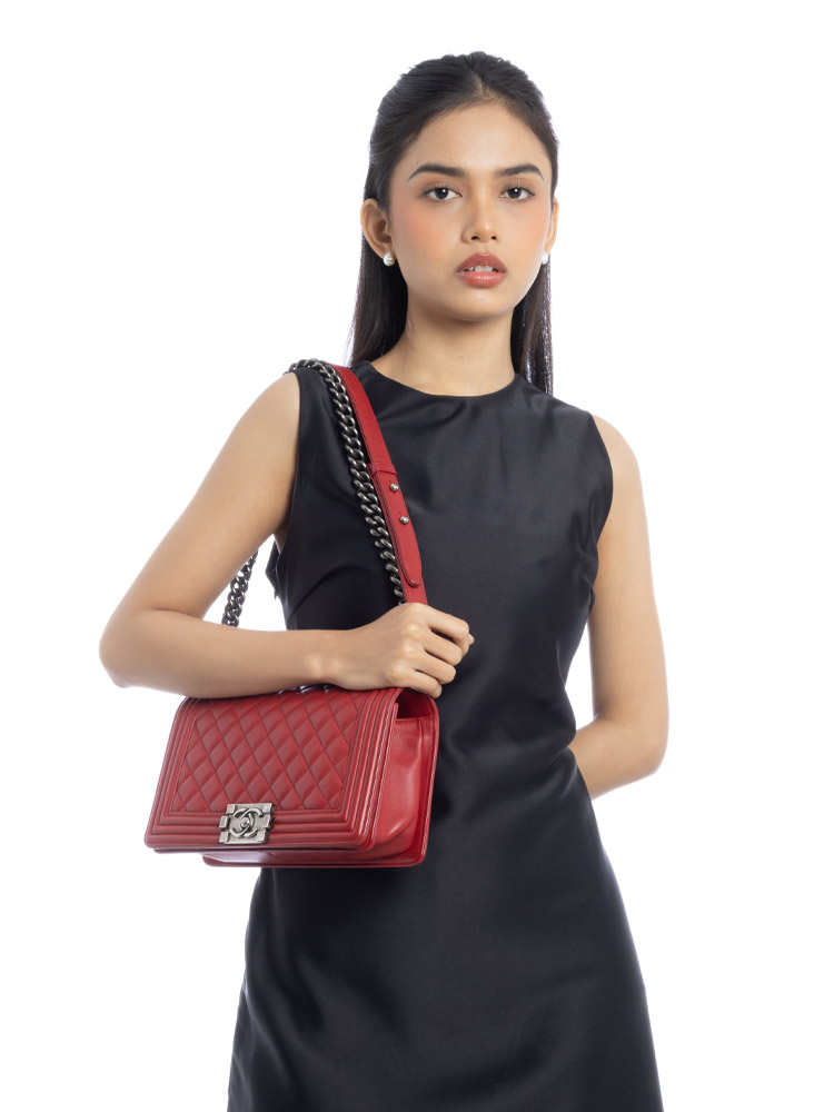 Lambskin Medium Boy Flap Bag Red