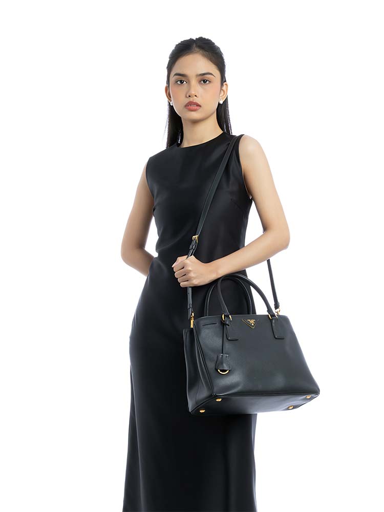 Saffiano Lux Medium Tote Nero