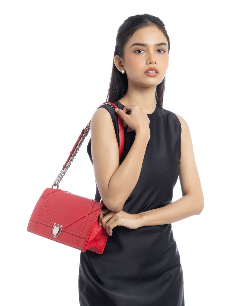 Grained Calfskin Diorama Medium Flap Bag Rouge Vif