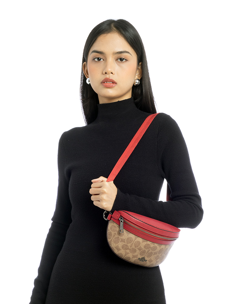 39937 Signature Belt Bag Tan Red Apple