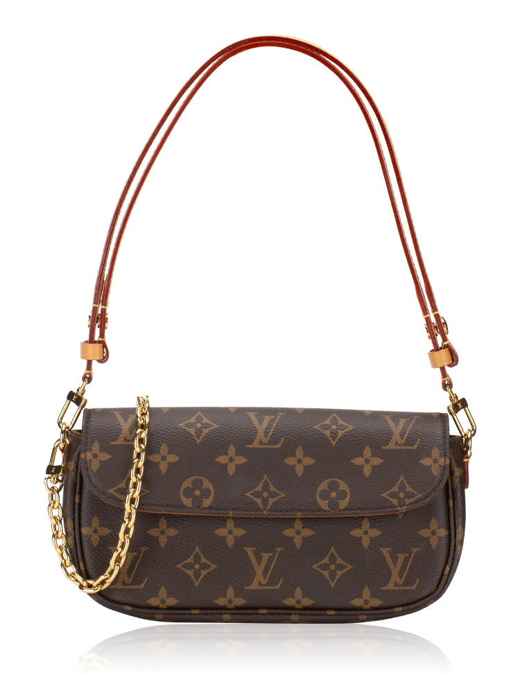 Monogram Ivy Wallet On Chain