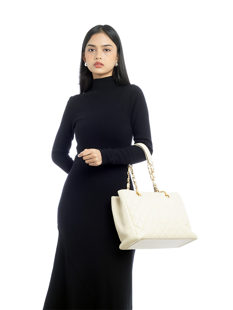 Caviar Grand Shopping Tote GST Beige