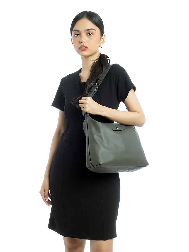 Le Pliage Xtra Medium Hobo Bag Fir