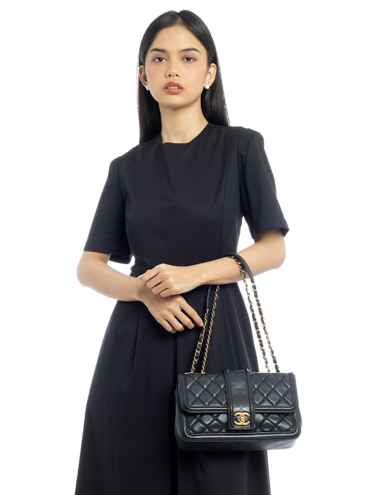 Lambskin Elegant CC Medium Flap Bag Black