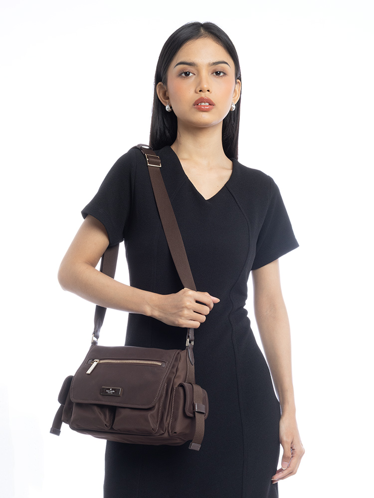 Carter Nylon Cargo Messenger Hot Fudge