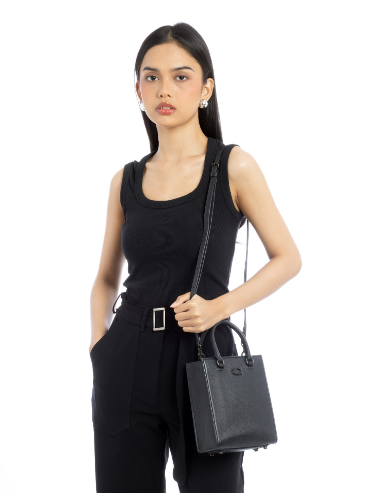CJ795 Crossgrain 16 Tote Black