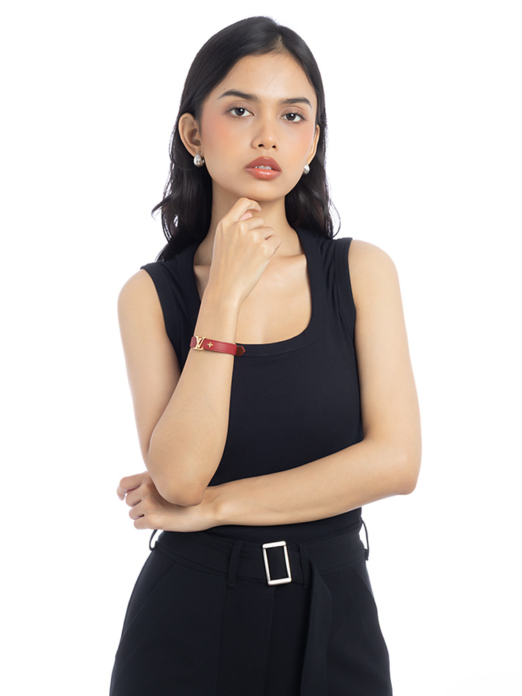 Calfskin Iconic Bracelet Red Sz 17