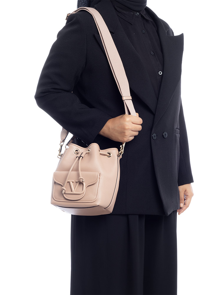 Calfskin Loco Bucket Bag Rose Cannelle
