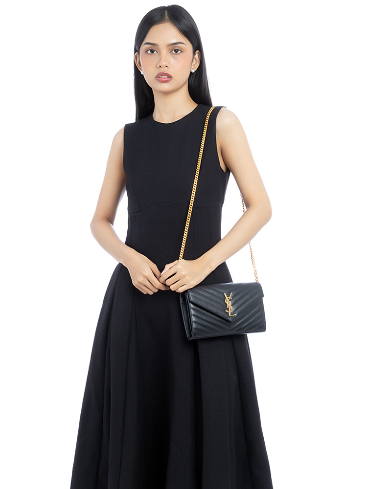 Grain De Poudre Matelasse Monogram 22cm Chain Wallet Black