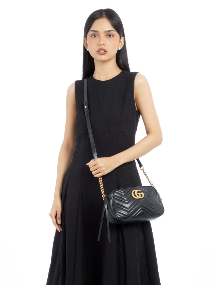 GG Marmont Matelasse Small Camera Bag Black
