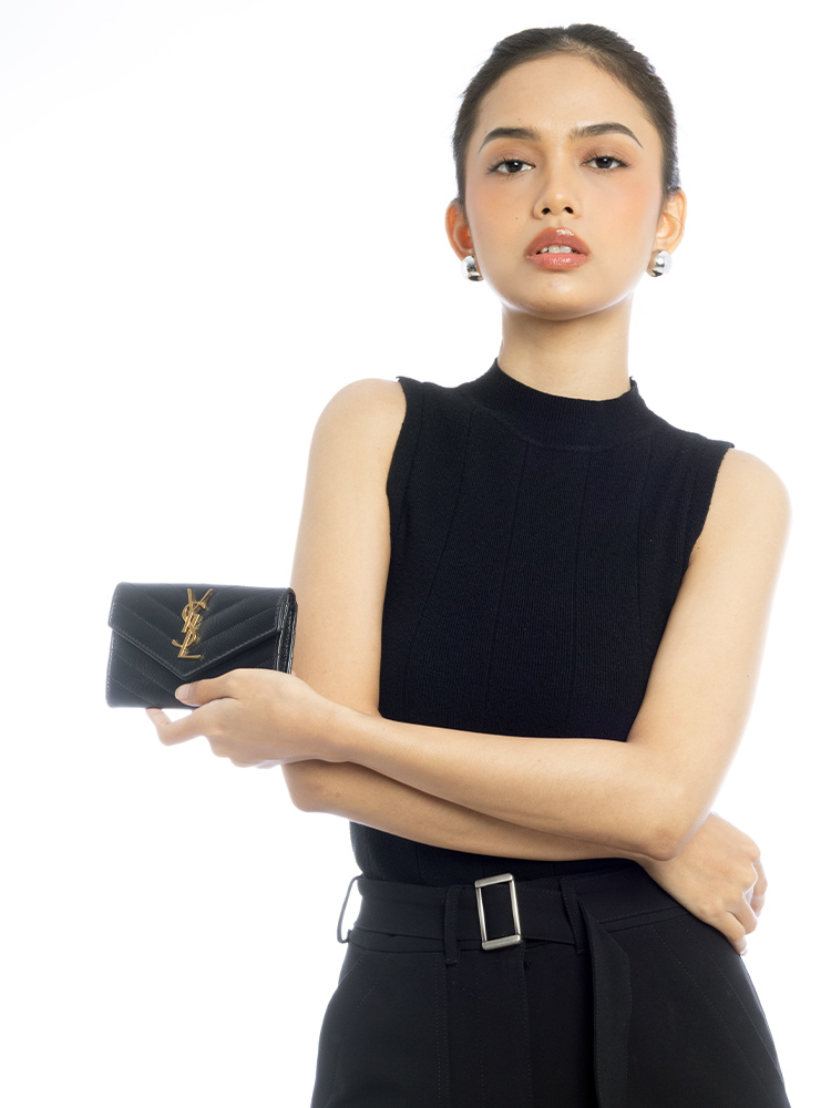 Grain De Poudre Monogram Envelope Small Wallet Black